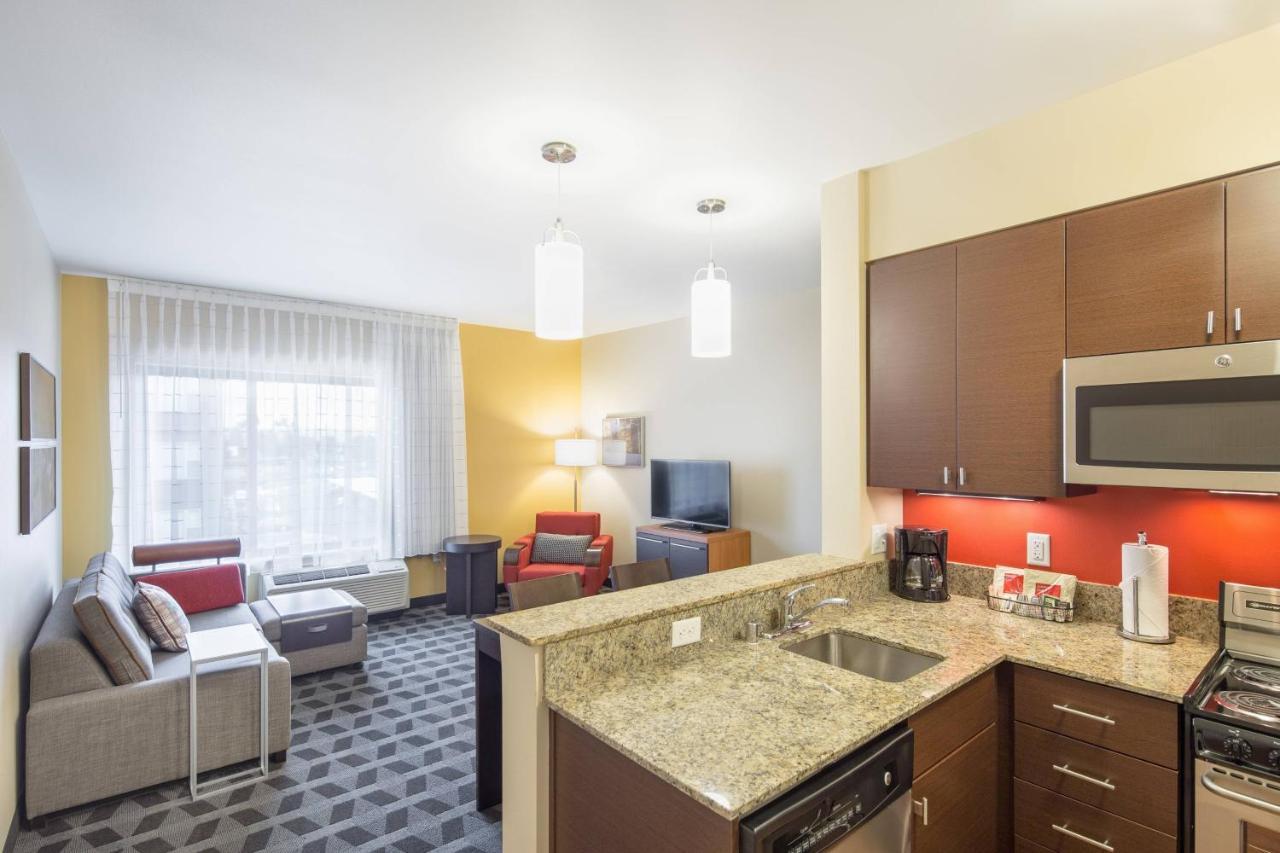 Towneplace By Marriott Suites Portland Vancouver Evergreen Exterior foto