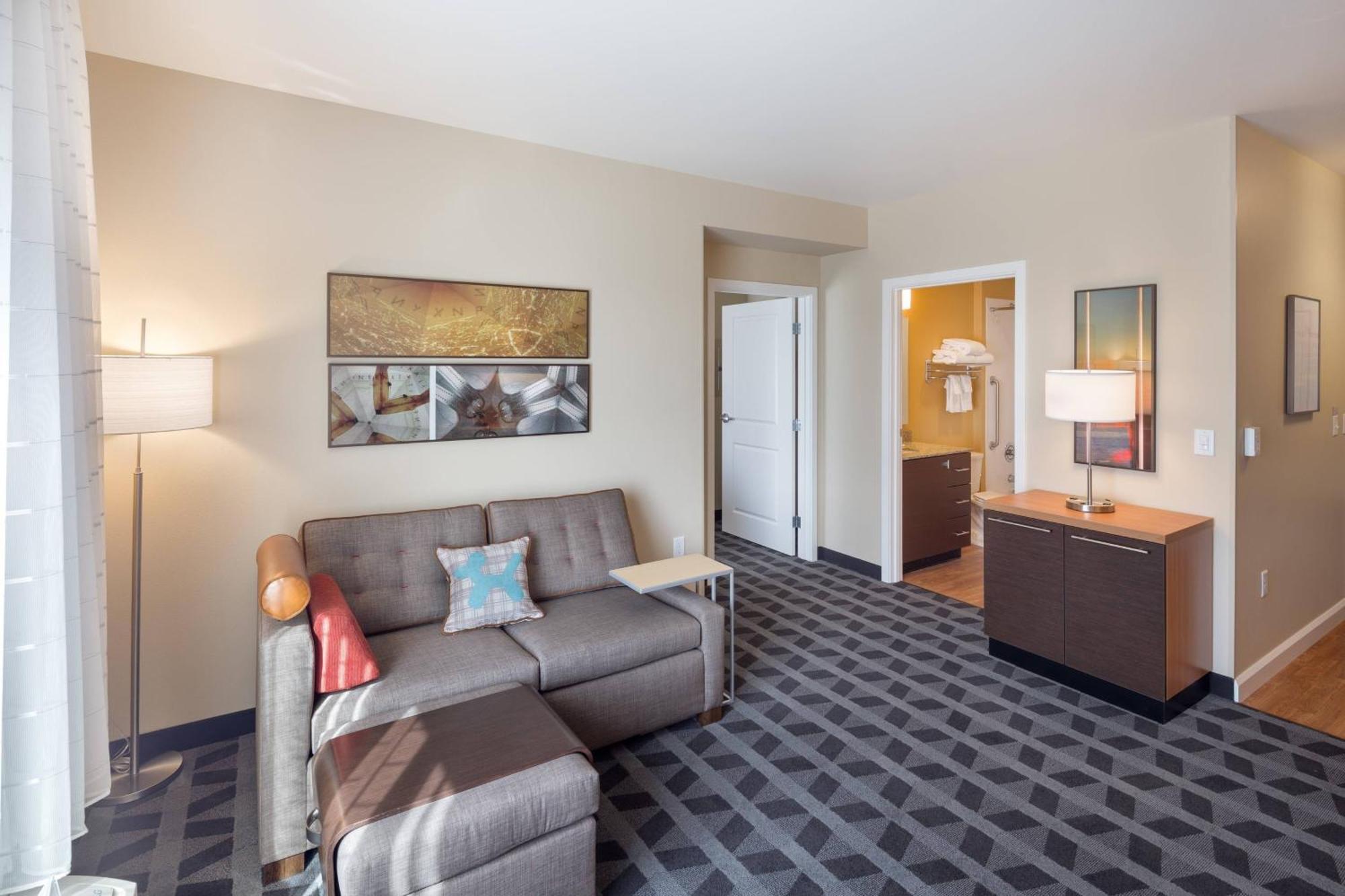 Towneplace By Marriott Suites Portland Vancouver Evergreen Exterior foto