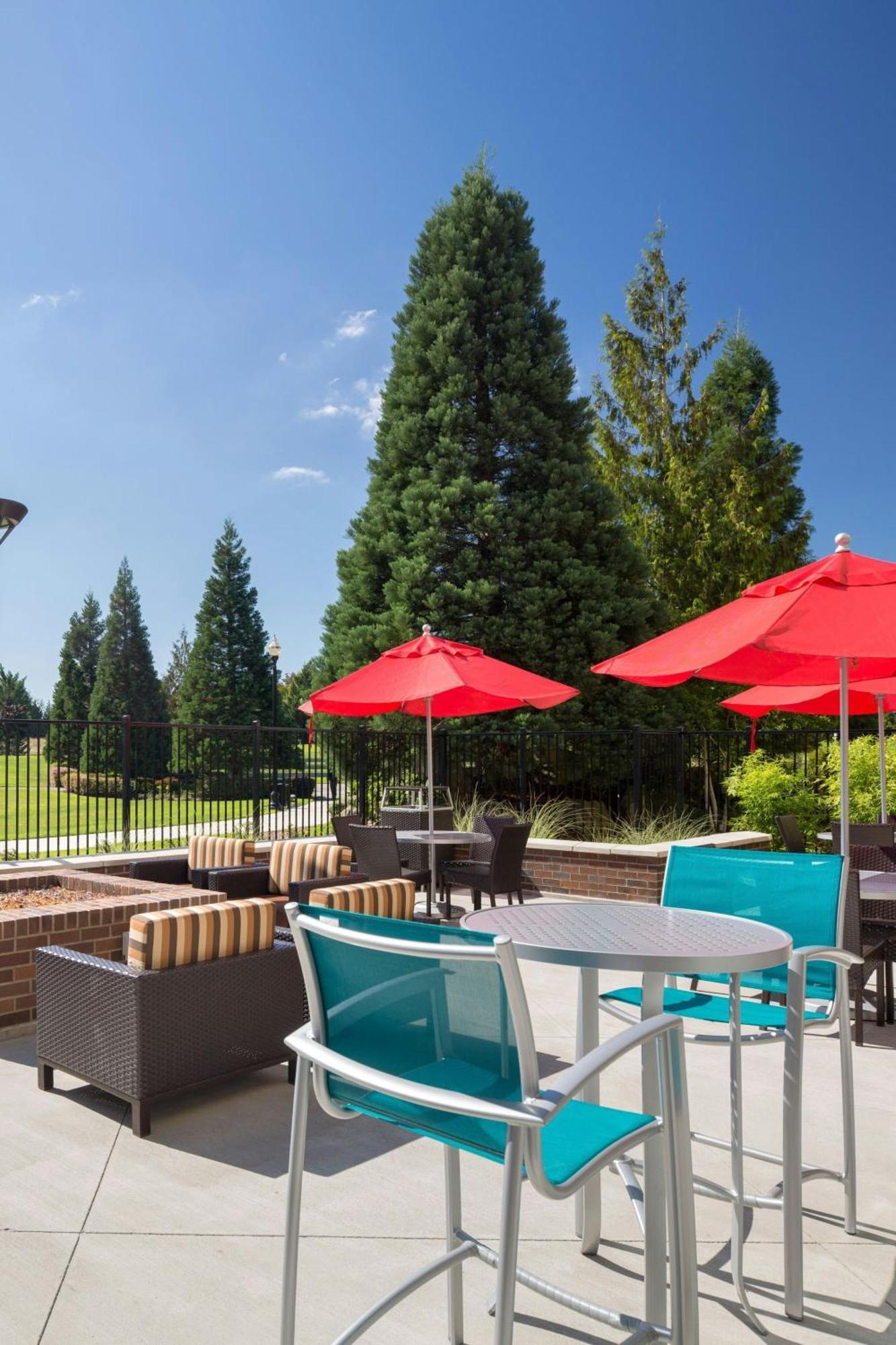 Towneplace By Marriott Suites Portland Vancouver Evergreen Exterior foto